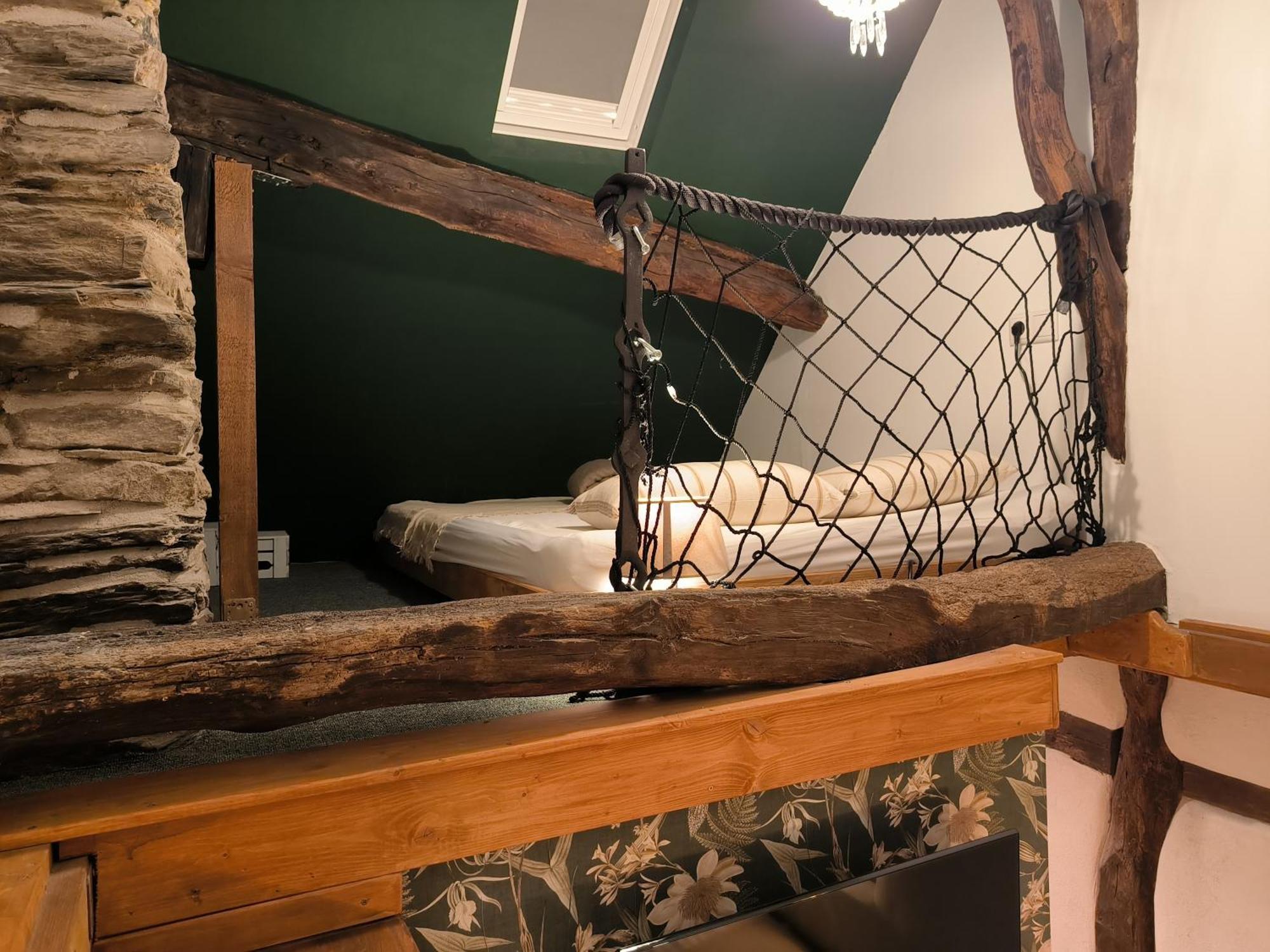 Petite Maison Am Muehlenberg Моншау Екстериор снимка