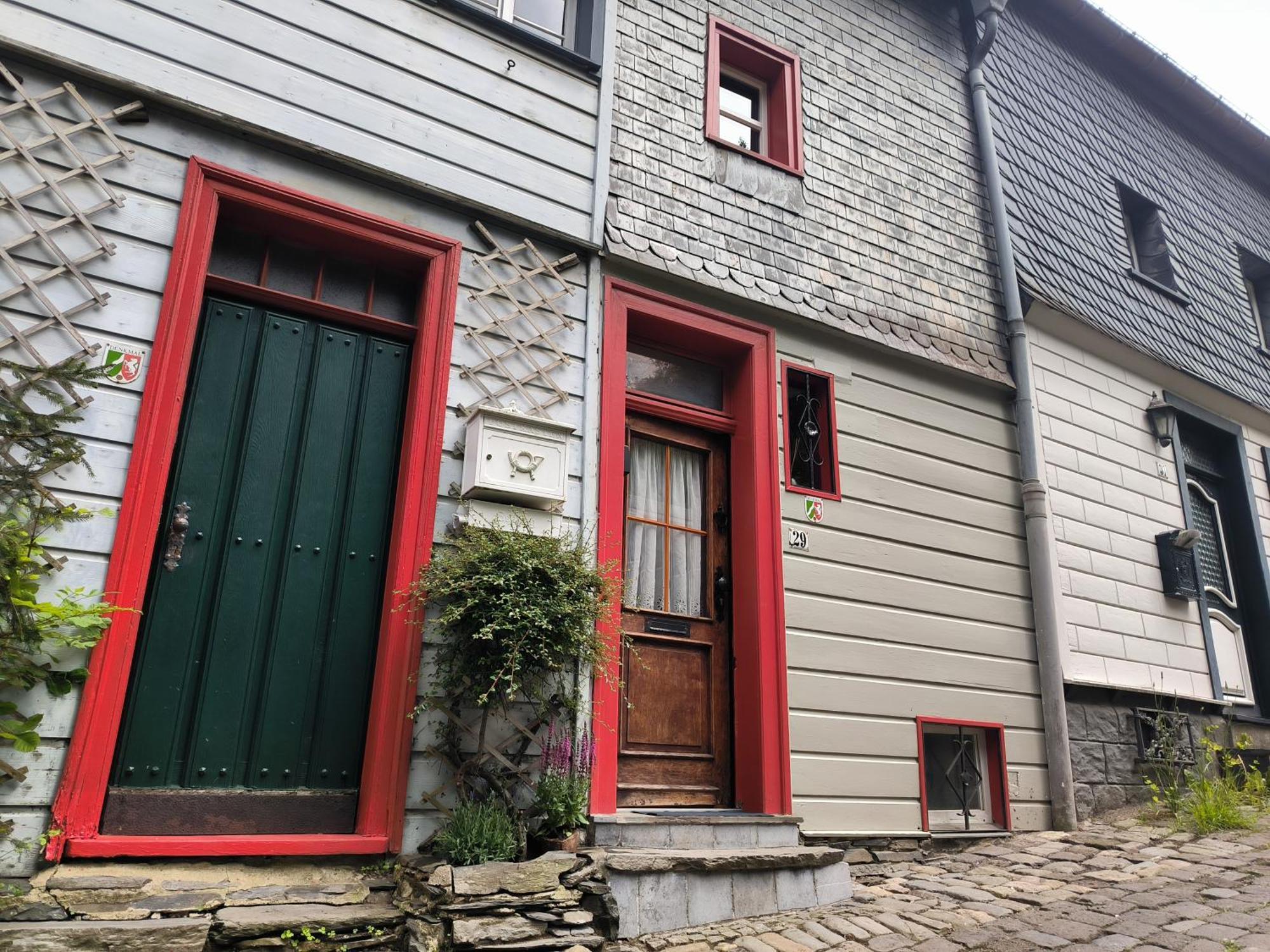 Petite Maison Am Muehlenberg Моншау Екстериор снимка